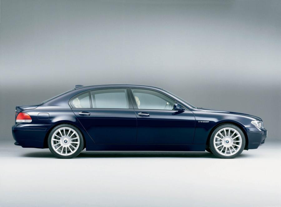  BMW 760iL Individual Yachtline Concept 2002 года  (фото 15 из 16)